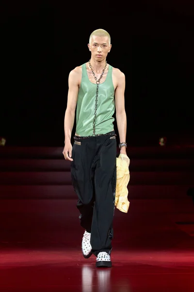 Look 4